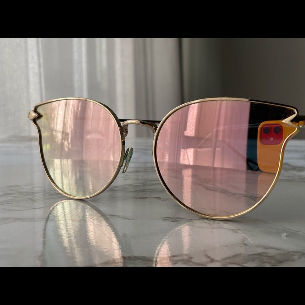 NWOT Large Pink Mirrored Sunglasses